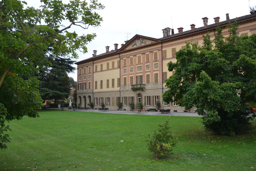 Soggiorno In Centro Storico Вимеркате Экстерьер фото